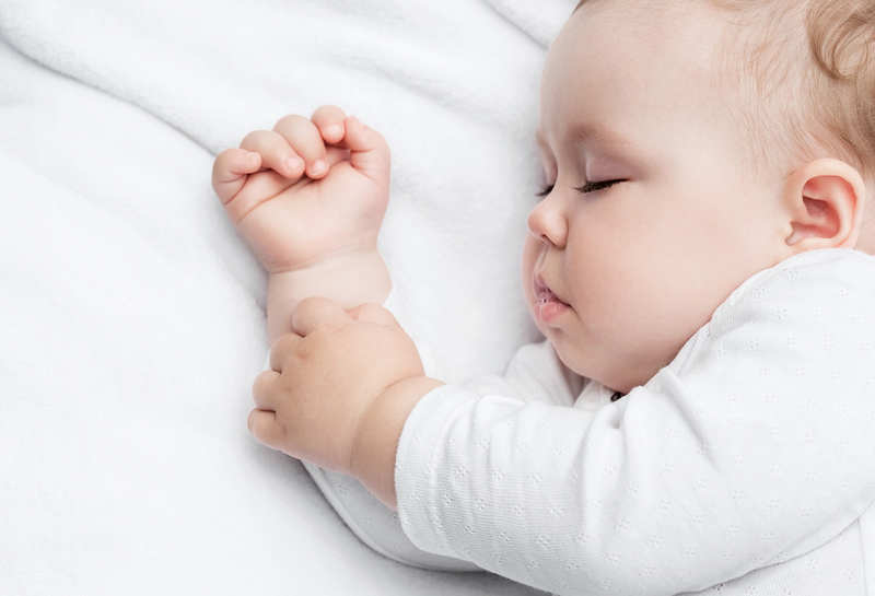 Giải đáp: Vì sao trẻ 3 tháng tuổi ngủ hay lắc đầu? 2