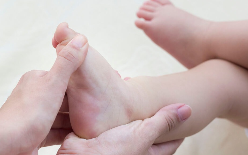 Hướng dẫn vật lý trị liệu cho trẻ có bàn chân bẹt 4