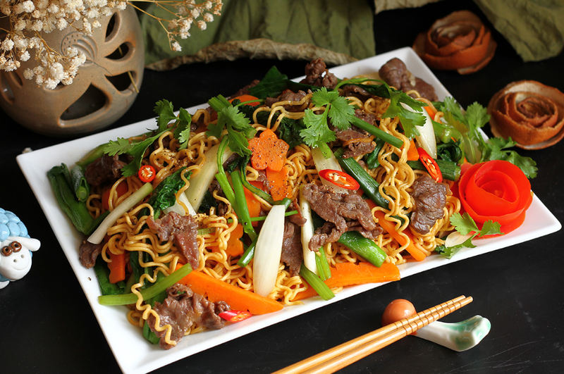 Mì xào bao nhiêu calo? Ăn nhiều mì xào có béo không? 2