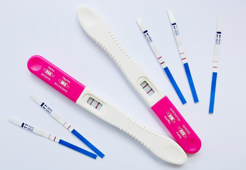 Thử que 2 vạch xét nghiệm máu không có thai: Làm gì khi gặp phải tình huống này? 2