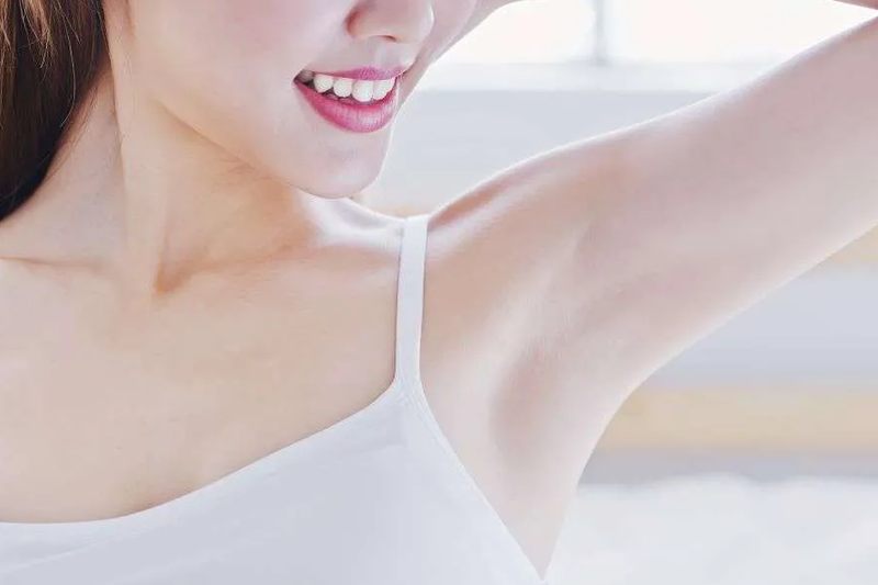 Triệt lông nách bao nhiêu lần thì hết? Cách chăm sóc da sau khi triệt lông? 2