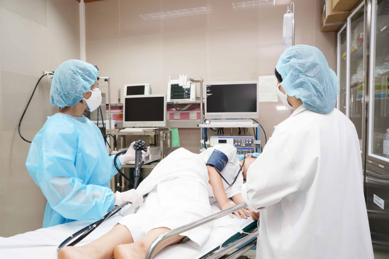 Vì sao phải uống thuốc xổ để nội soi đại tràng? 1