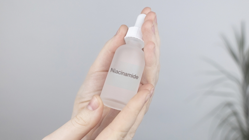 Bakuchiol nên kết hợp với gì? Một số lưu ý khi sử dụng Bakuchiol để chăm sóc da 2