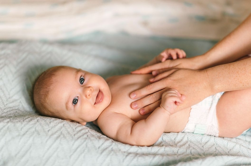 Chi tiết về phương pháp bấm huyệt chữa nấc cụt cho trẻ sơ sinh 2