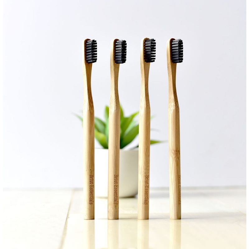 Bàn chải bằng tre, sợi than hoạt tính