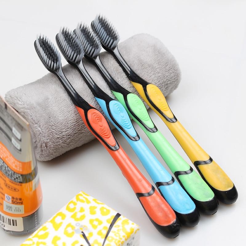 Bàn chải than tre hoạt tính siêu mềm