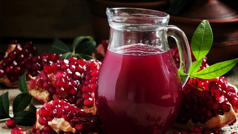 cach chua soi than bang nuoc dua 1