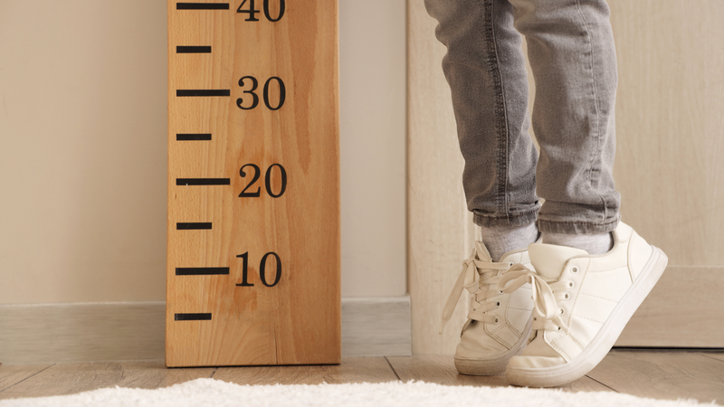 Theo dõi chiều cao chuẩn của nam giới theo độ tuổi