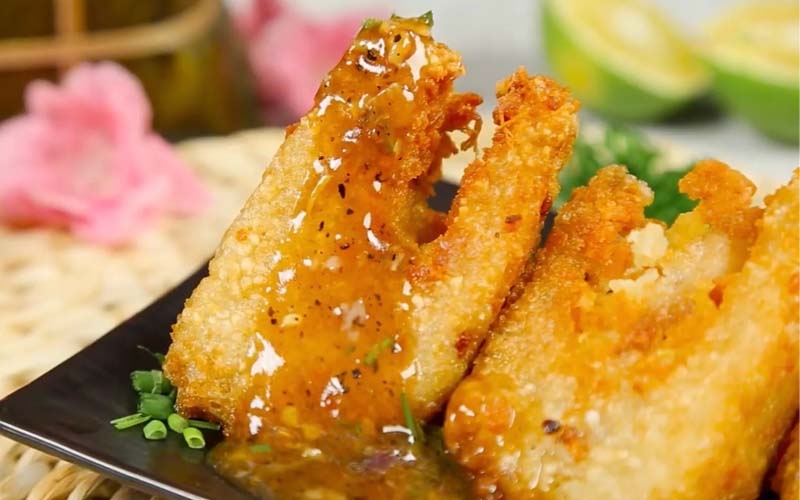 Không nên ăn bánh chưng rán để hạn chế tăng cân