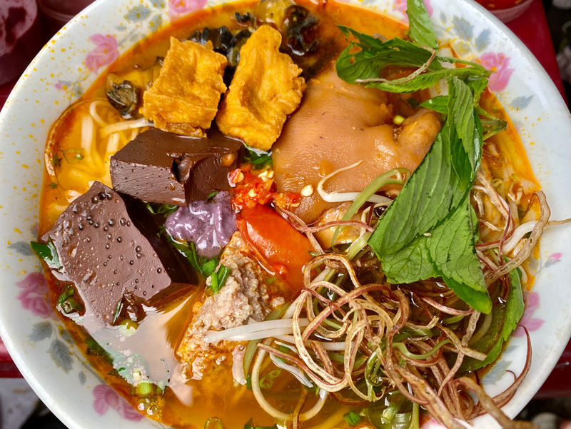 Bánh đa cua bao nhiêu calo? Ăn bánh đa cua có béo không? 2