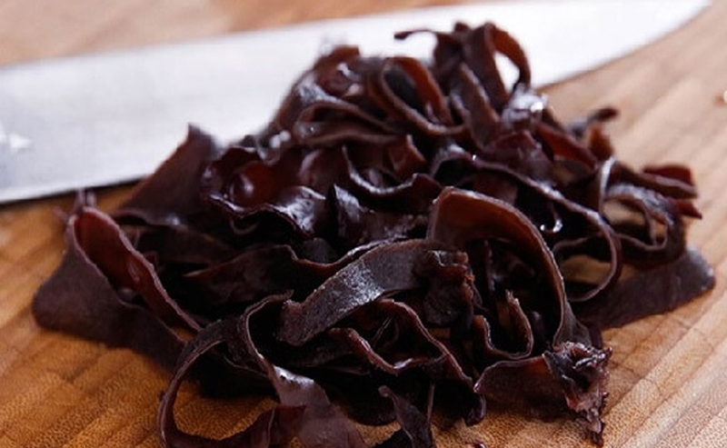 Bánh đa gạo lứt thực phẩm thích hợp cho người ăn kiêng