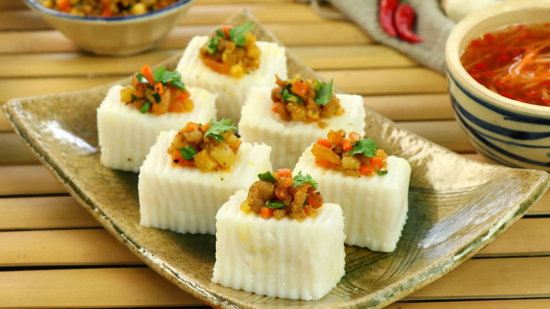Bánh đúc là một loại bánh dân dã của Việt Nam được làm từ bột gạo hoặc bột năng