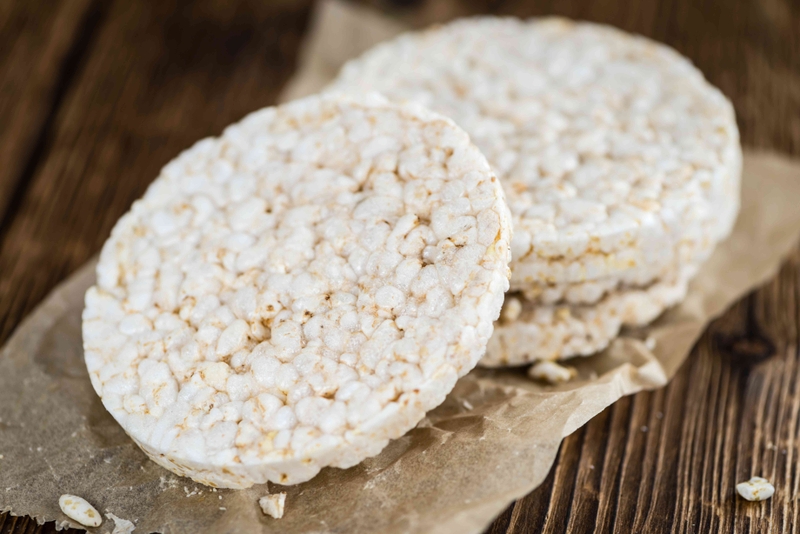 Bánh gạo làm từ gì? Ăn nhiều có tốt không? - 2