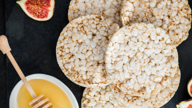 Bánh gạo lứt bao nhiêu calo? Cùng tìm hiểu về giá trị dinh dưỡng và lợi ích của bánh gạo lứt 2