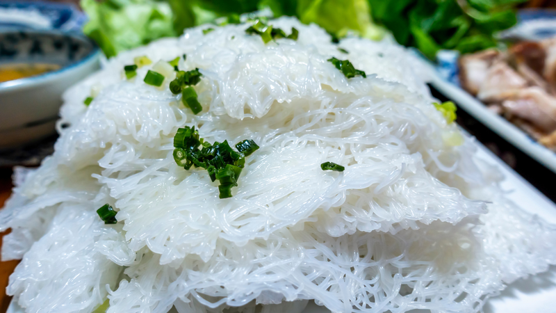 Bánh hỏi là món ăn dễ tiêu hóa, phù hợp với nhiều đối tượng