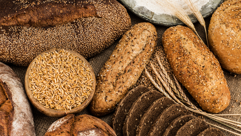 banh-mi-xuc-xich-bao-nhieu-calo-cach-an-banh-mi-xuc-xich-khong-tang-can 4