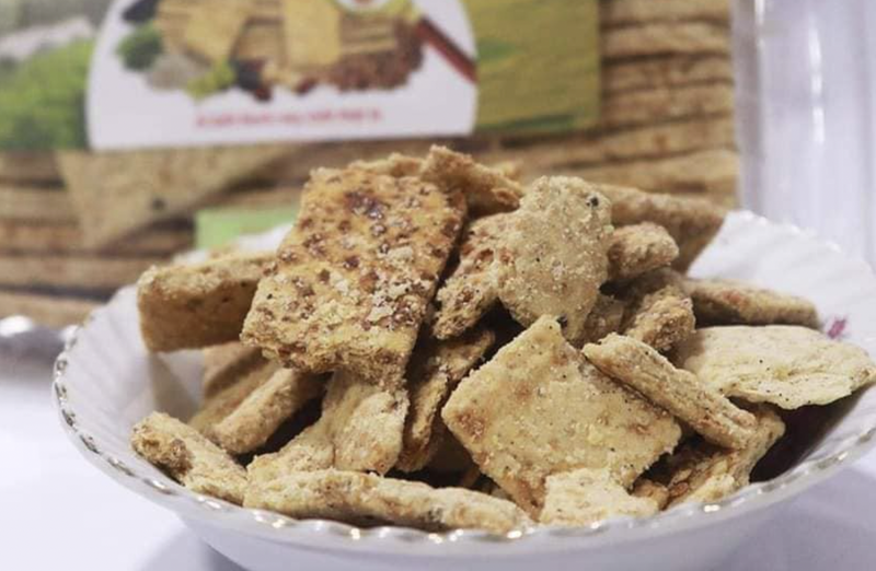 Bánh quy gạo lứt bao nhiêu calo?