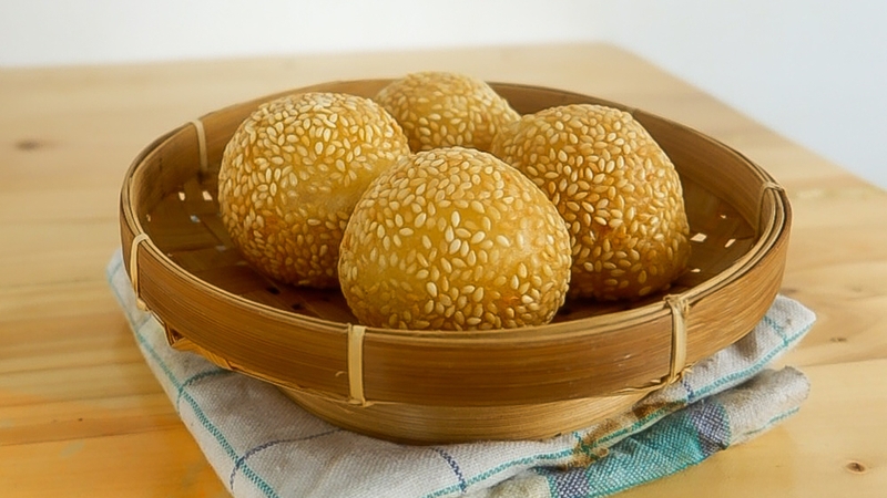 Kiểm soát khẩu phần bánh rán giúp hạn chế nạp quá nhiều năng lượng trong ngày