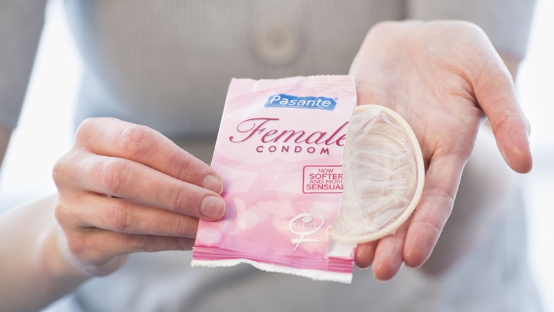 Bao cao su nữ là gì? Cách sử dụng bao cao su cho nữ giới 2