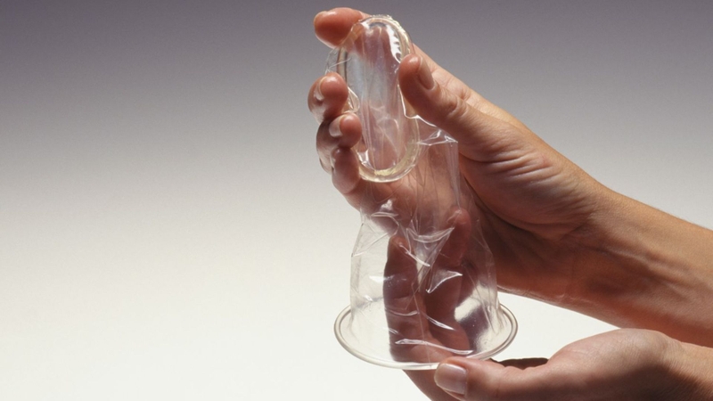 Bao cao su nữ là gì? Cách sử dụng bao cao su cho nữ giới 6