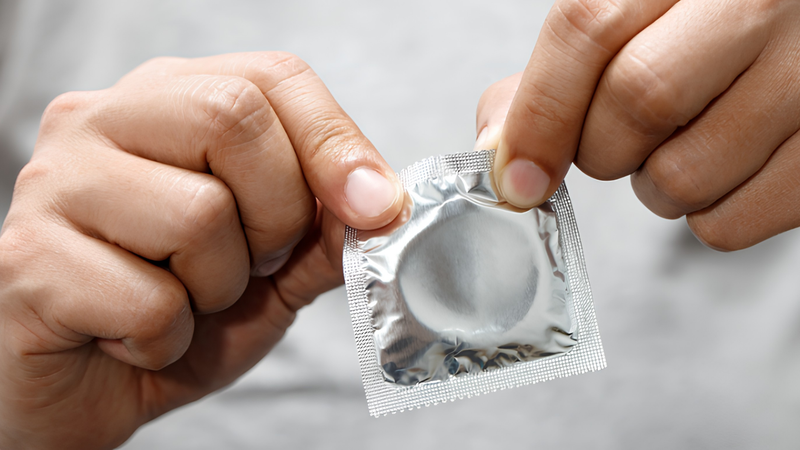 Sử dụng bao cao su đúng cách để đạt hiệu quả tối ưu