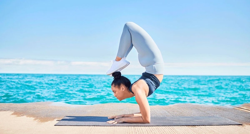 Bật mí bí quyết chinh phục tư thế bọ cạp trong yoga đúng và hiệu quả nhất 2