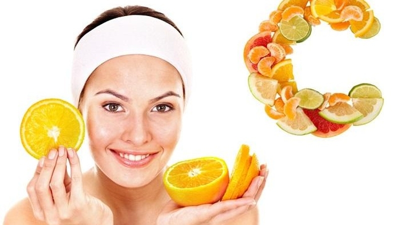 Bật mí các sản phẩm vitamin C dành cho da hỗn hợp thiên dầu 2