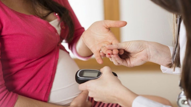 Chăm sóc sức khỏe mẹ bầu kỹ hơn nếu bị tăng đường huyết