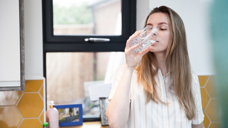 Bật mí cách giúp mắt sáng khỏe tự nhiên ai cũng có thể làm được 2