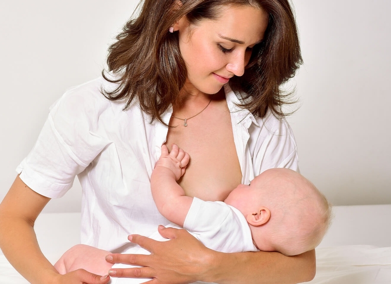 Bật mí cách kích thích phản xạ xuống sữa cho mẹ sau sinh không phải ai cũng biết 1