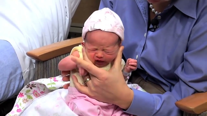 bat-mi-cach-lam-cho-tre-o-hoi-sau-khi-bu-dung-cach 3.jpg