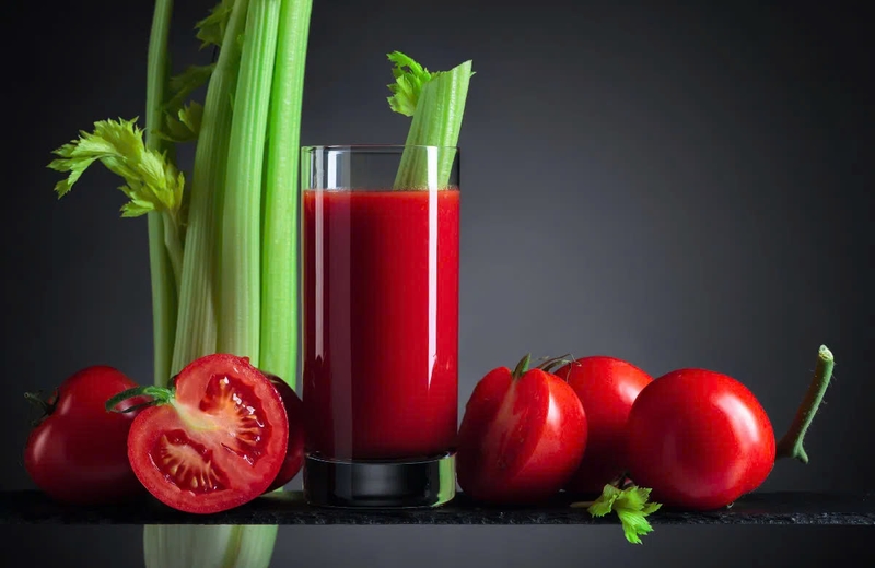 bat-mi-cach-lam-sinh-to-ca-chua-giam-can-de-uong-va-hieu-qua 4.jpg