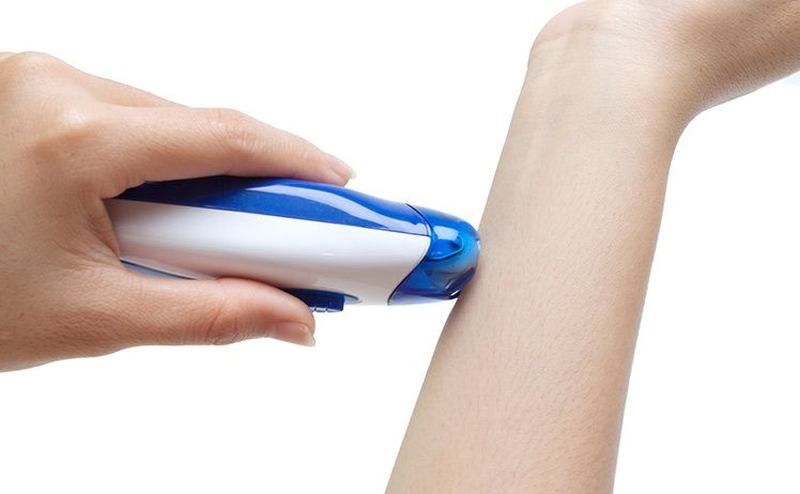 Bật mí cách tẩy lông ngón tay an toàn và hiệu quả 3