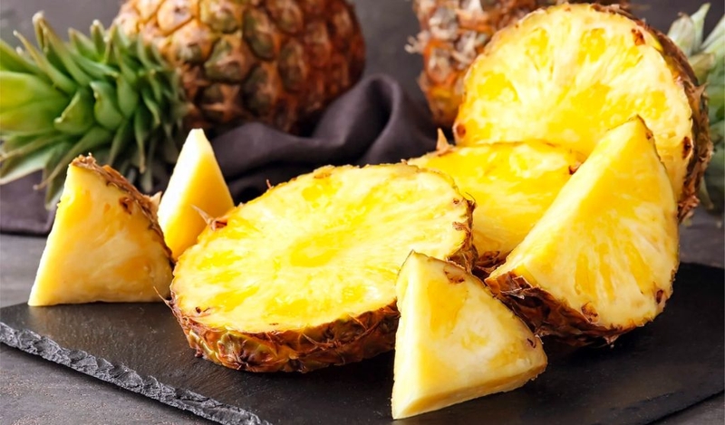 Bật mí công thức tắm trắng bằng dứa tiết kiệm chi phí 1