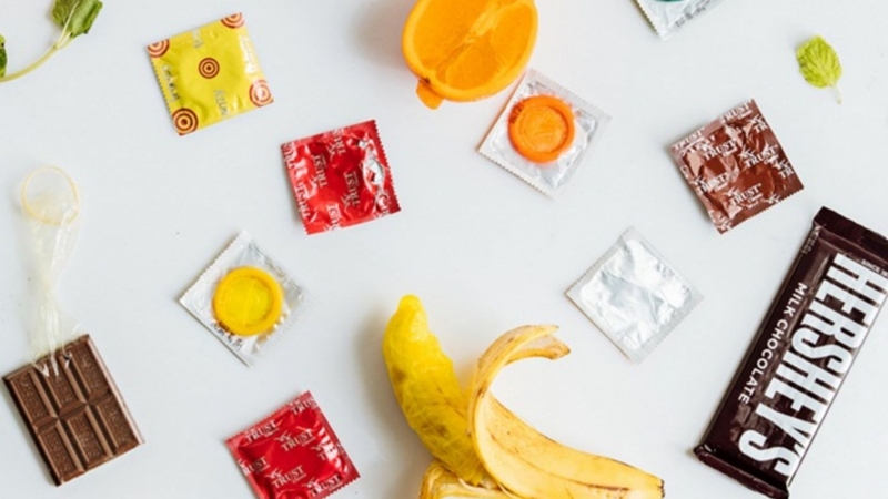 Phụ nữ thích loại bao cao su nào nhất: bcs có hương vị trái cây