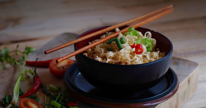 Bật mí thắc mắc: Mì tôm ăn nhiều có tốt không? 2