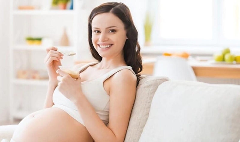 Bầu 3 tháng đầu ăn sữa chua được không? Thời điểm nên và không nên ăn sữa chua 2