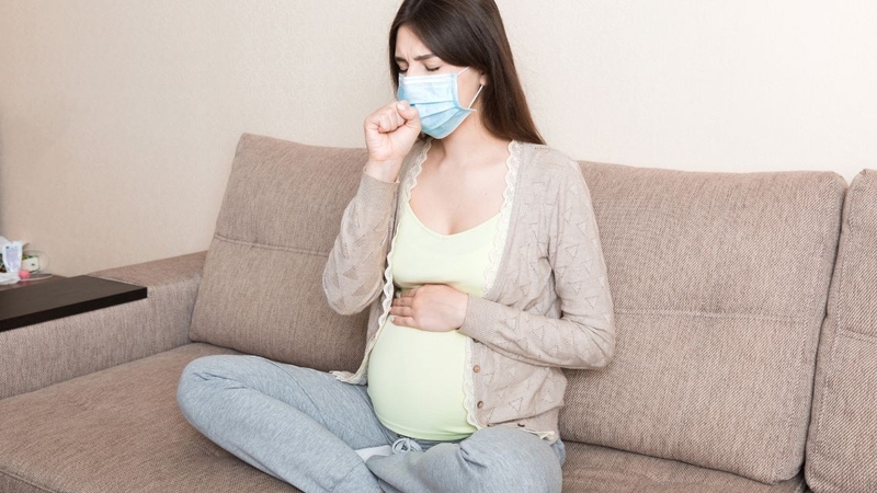 Bà bầu dùng thuốc kháng sinh tùy tiện có thể ảnh hưởng đến sức khỏe của cả mẹ và thai nhi