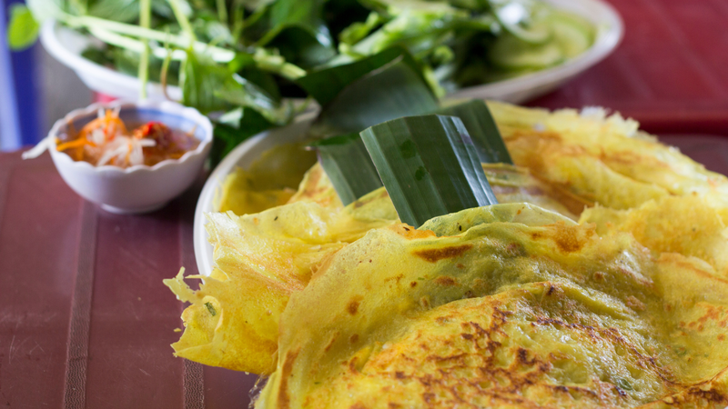 Bánh xèo với hương vị thơm ngon có thể giúp bữa ăn trở nên hấp dẫn hơn