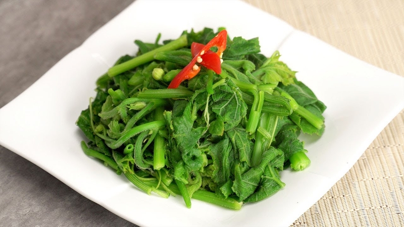 Bầu ăn đọt bí được không? Câu trả lời là có vì loại rau này giúp mẹ bầu kiểm soát đường huyết