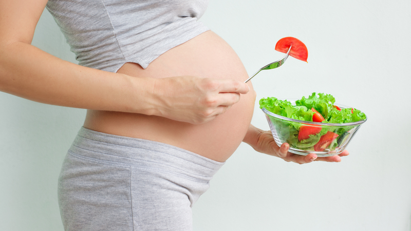 Ưu tiên thực phẩm tươi được chế biến lành mạnh để đảm bảo nhu cầu dinh dưỡng trong thai kỳ
