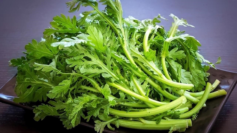 Bầu ăn rau tần ô được không? Một số món ngon từ rau tần ô 1