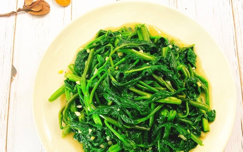 Bầu ăn rau tần ô được không? Một số món ngon từ rau tần ô 3