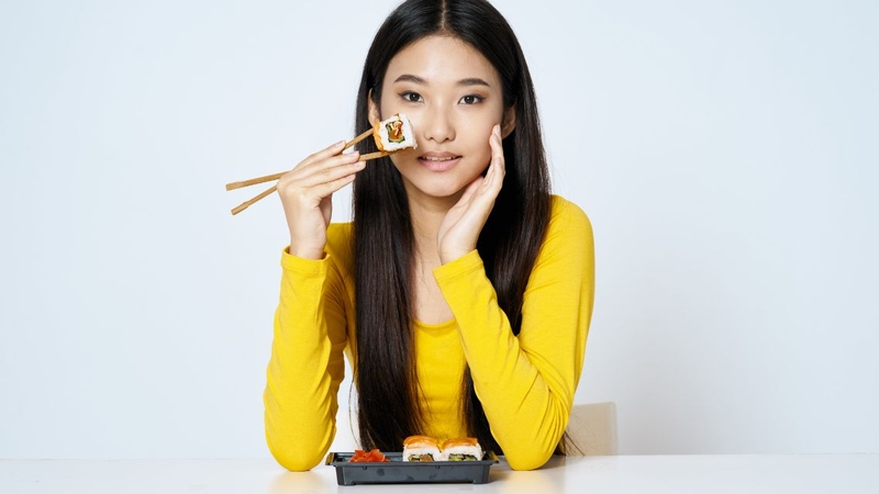 Bầu ăn sushi được không? Cách ăn sushi an toàn cho mẹ bầu 4