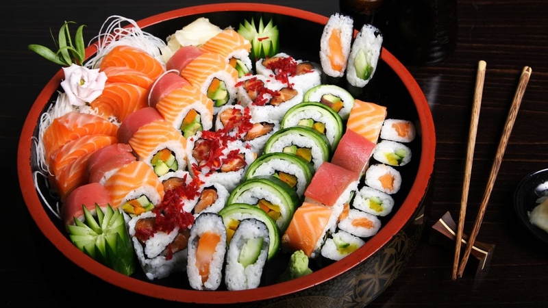 Bầu ăn sushi được không? Cách ăn sushi an toàn cho mẹ bầu 1