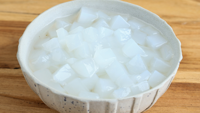 Dù có vị ngọt mát dễ ăn, nhưng nhiều loại thạch dừa hiện nay thường chứa khá nhiều đường hoặc siro