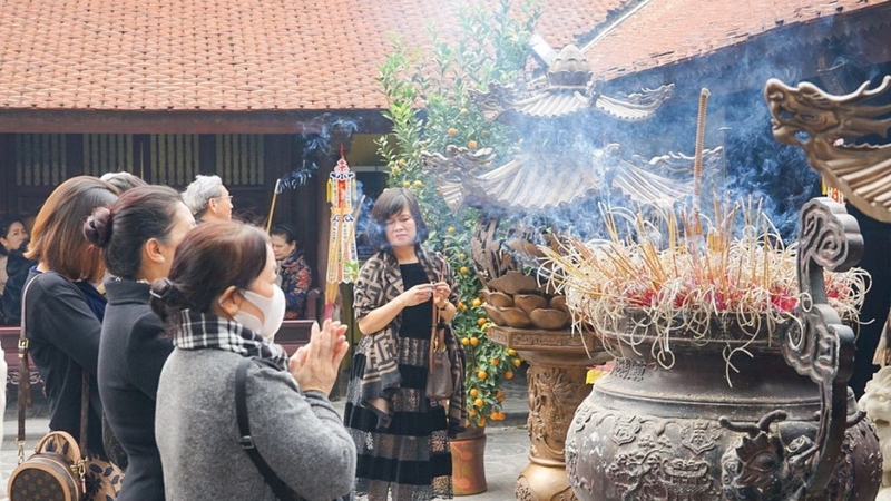 Đi chùa khi mang thai trong điều kiện thiếu an toàn tiềm ẩn rủi ro sức khỏe