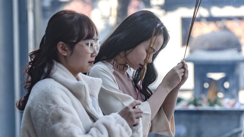 Cần đảm bảo an toàn nếu bà bầu có ý định đi chùa