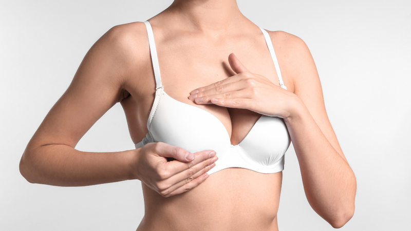 Bầu ngực sau sinh có thể không trở lại hoàn toàn như trước