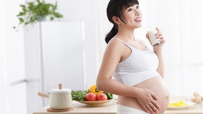 Bầu uống sữa óc chó được không? Những điểm cần chú ý khi dùng 1